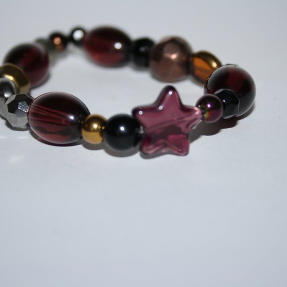 Beautiful NWOT purple and gold bracelet with star 7" - Picture 5 of 5